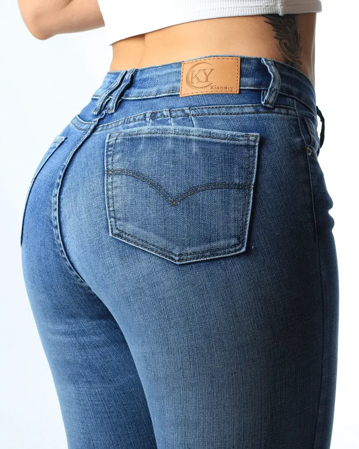 SKINNY BOLD LINE REF -7362